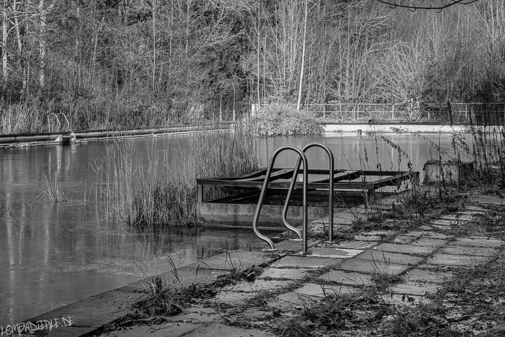 Das verlassenes Freibad